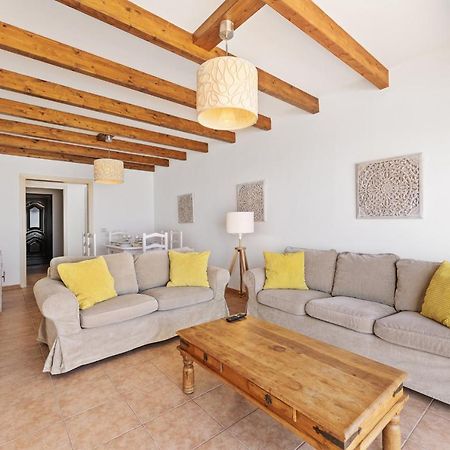 Villa 5 - Vipvipvillas Tías Extérieur photo