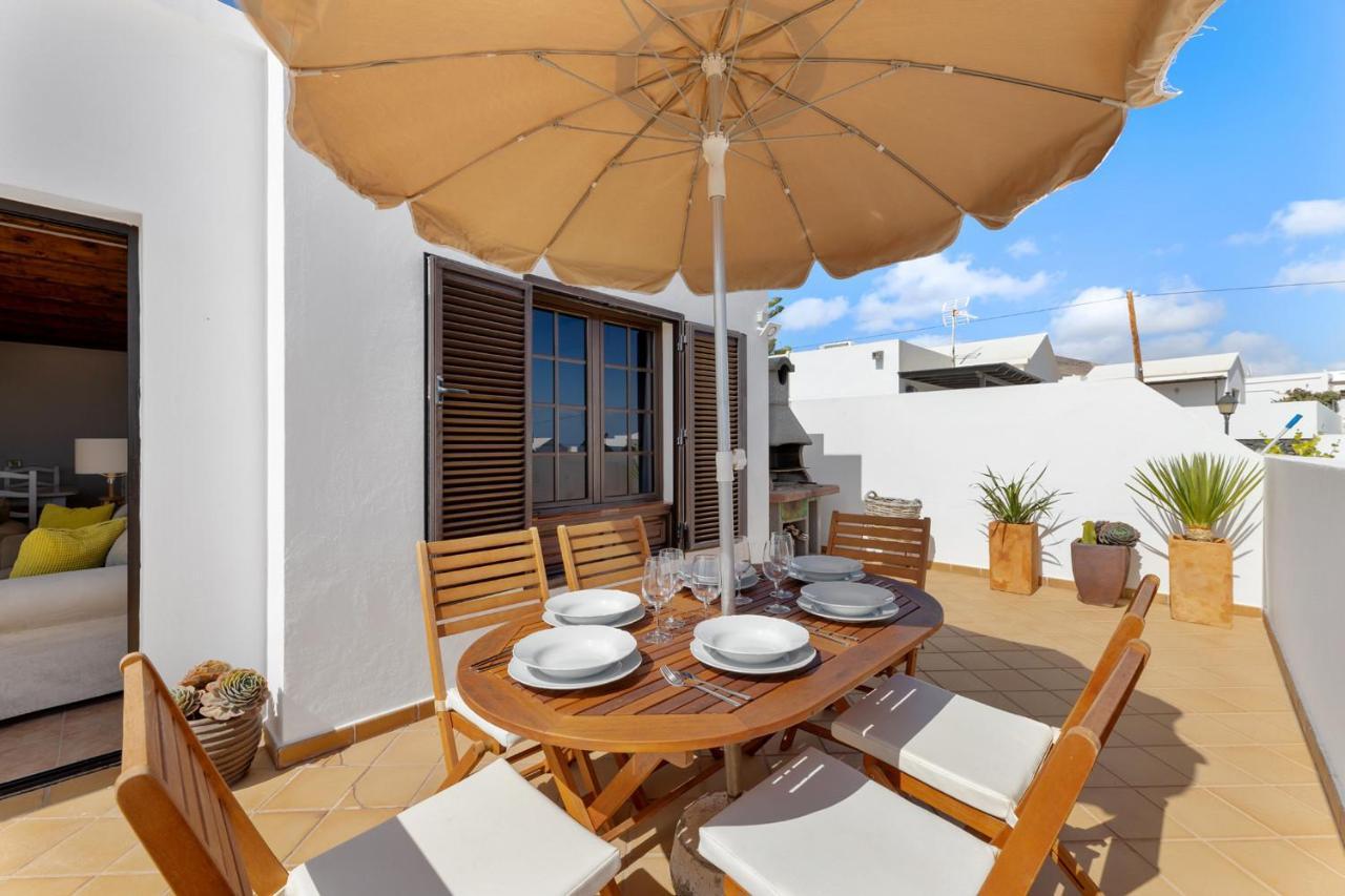 Villa 5 - Vipvipvillas Tías Extérieur photo