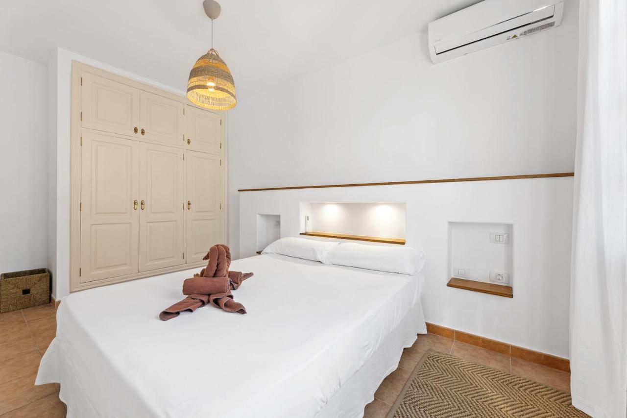 Villa 5 - Vipvipvillas Tías Extérieur photo