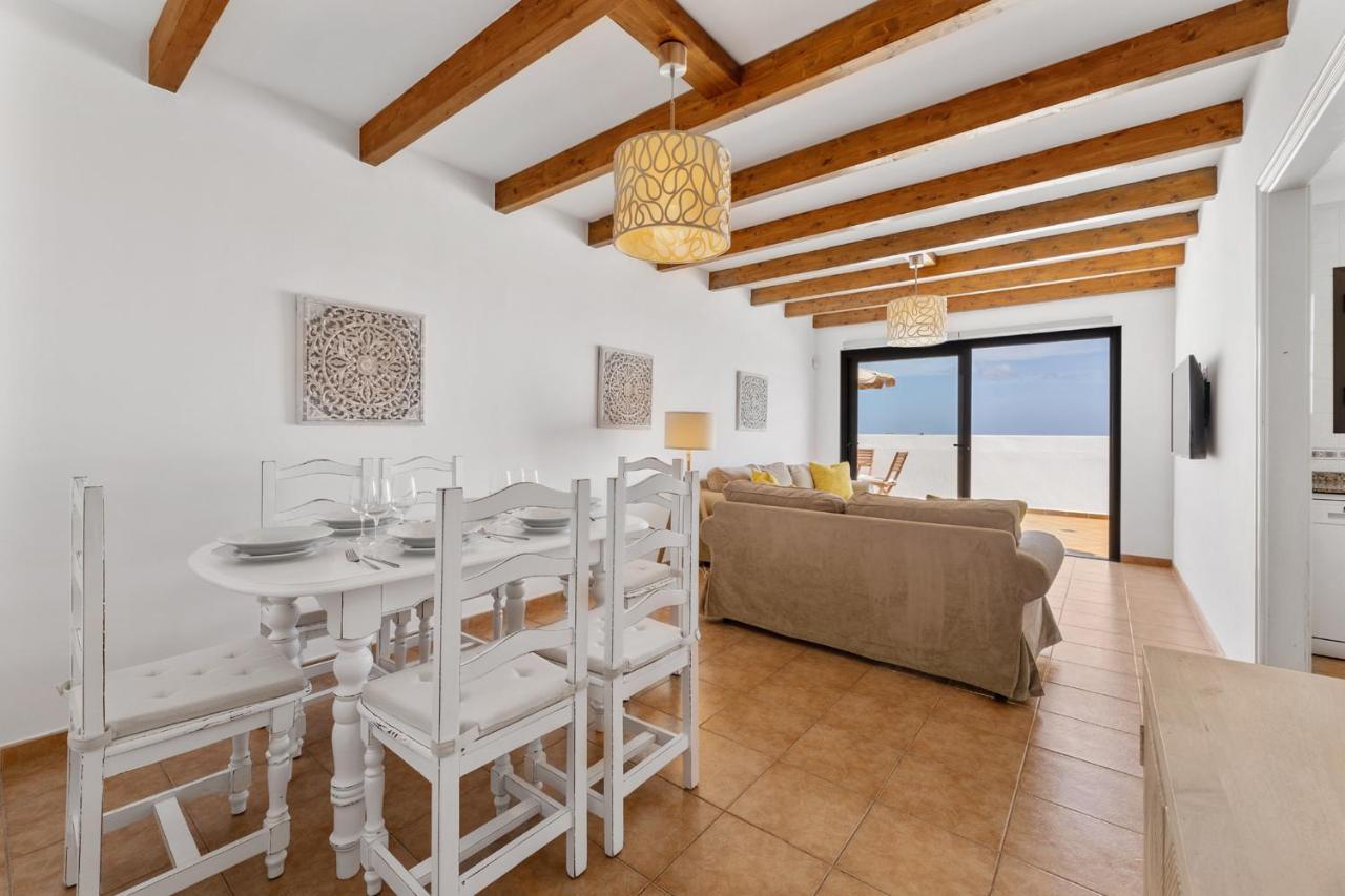 Villa 5 - Vipvipvillas Tías Extérieur photo